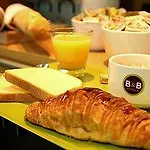Lille Grand Stade 酒店