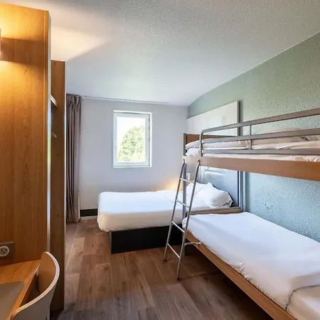 Lille Grand Stade Hotel 2*