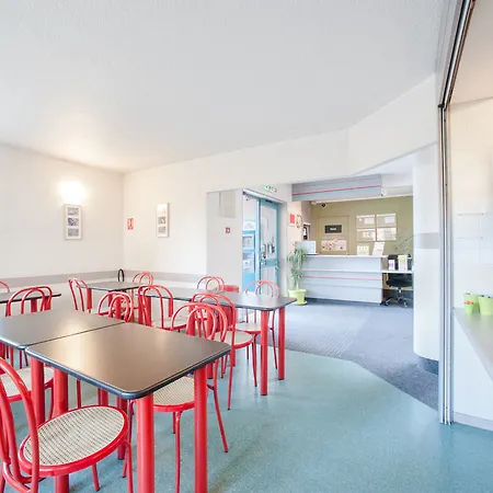 Lille Stade Pierre Mauroy Hotel 2*