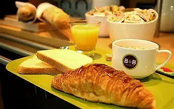 Lille Grand Stade Hotel